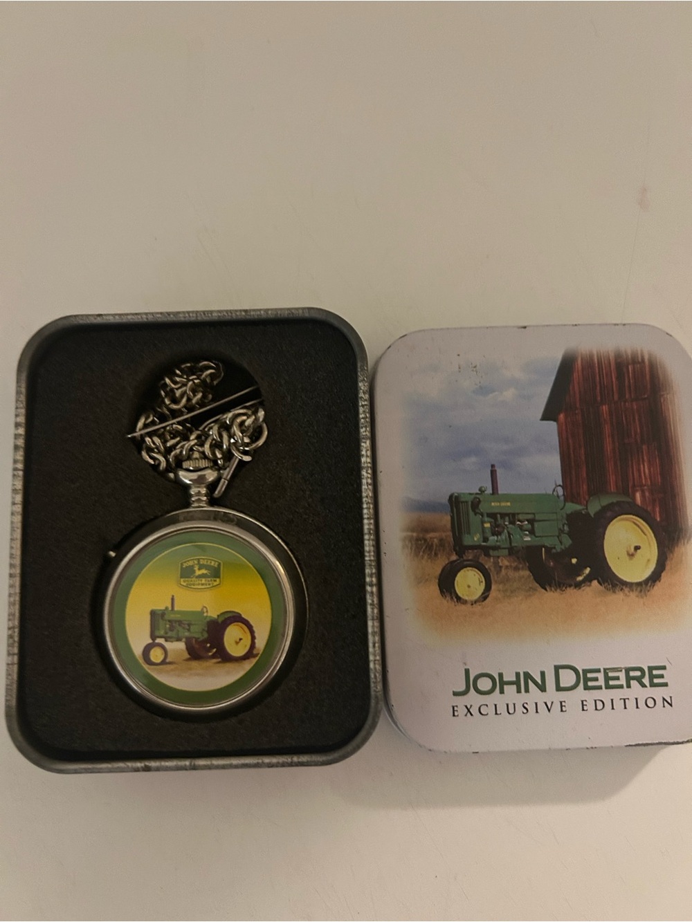 John Deere Tractor Pocket Watch Exclusive Edition with Tin New